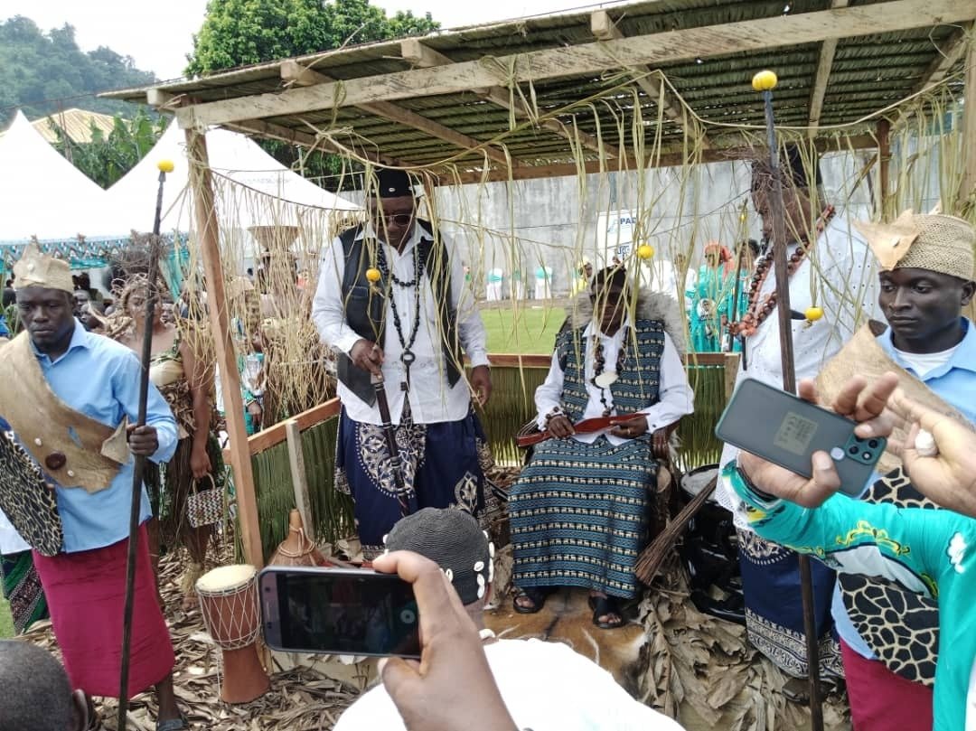 John Elufa Manga Williams was officially crowned Paramount Chief of Limbe on Saturday June 11