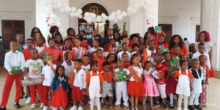National museum spoils staff’s kids, others with gifts at Christmas party